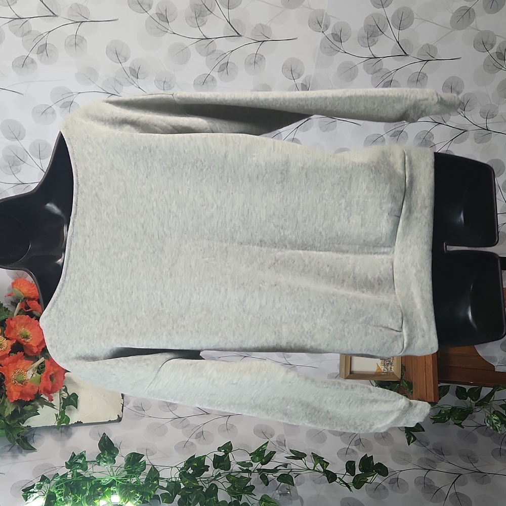 "Wifey" Graphic Off-the-Shoulder Sweatshirt - Picture 5 of 6